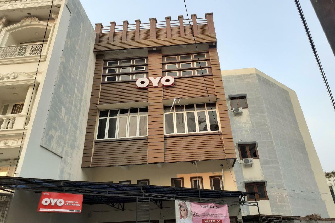 Oyo 1053 Angelyn Home Stay Medan Exterior photo